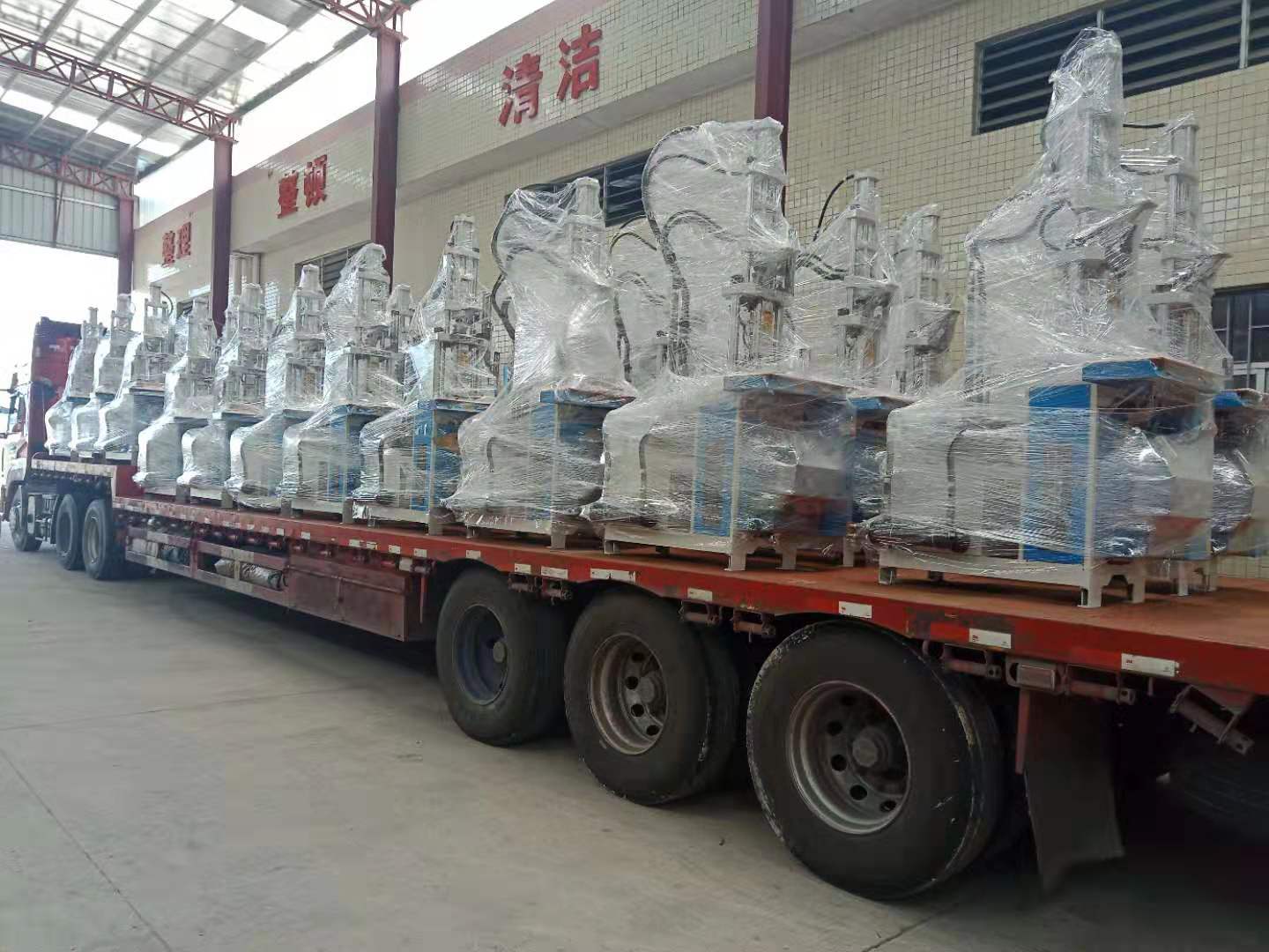 小型注塑機生產(chǎn)廠家