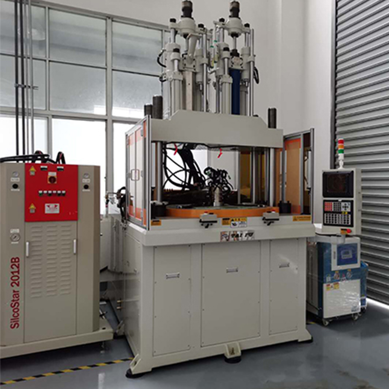 小型注塑機生產(chǎn)廠家